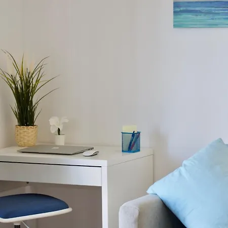 The Blue Torrent, Perfect For Relaxing Getaway Apartment *